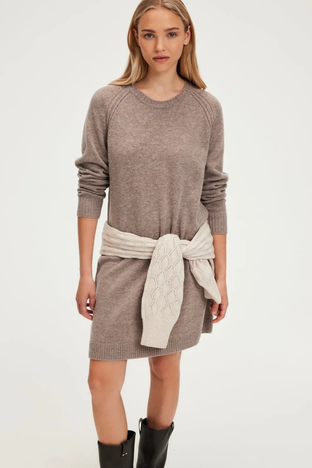 Robe courte et droite en laine - SOLITA | Pablo Sale